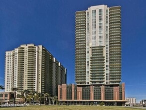 Building Photo - 1431 Riverplace Blvd