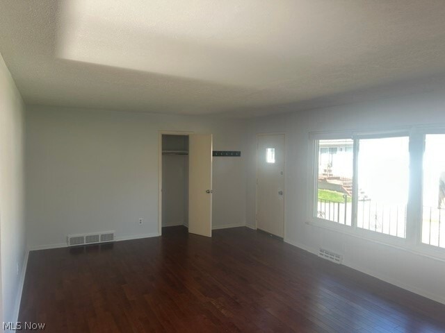 Building Photo - 2888 Morewood Rd