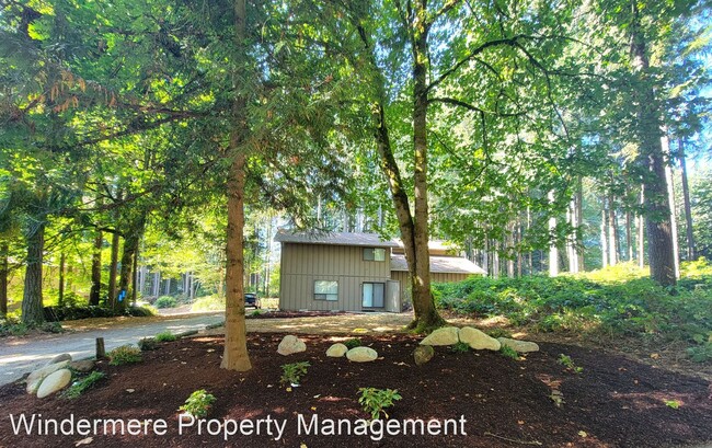 Building Photo - 2 br, 1.5 bath House - 4931 LOVELY LANE SE