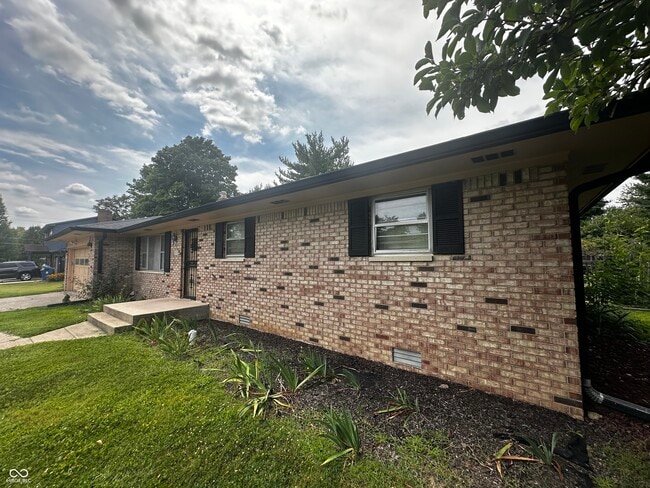Building Photo - 8240 Burn Ct