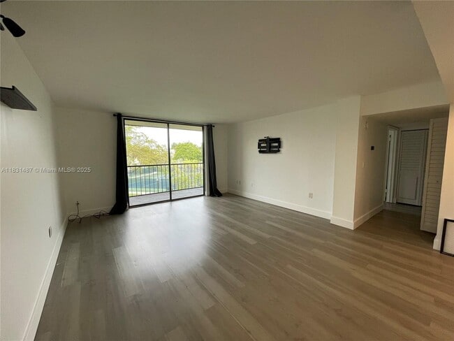 Building Photo - 8025 SW 107th Ave