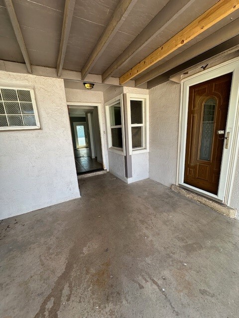 Foto del edificio - 2713 N Northwest Dr