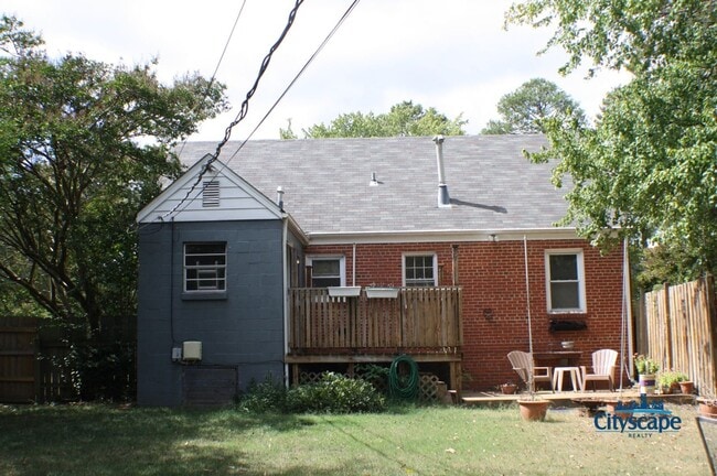 Foto del edificio - ADORABLE CAPE COD NEAR HENRICO DOCTORS HOS...