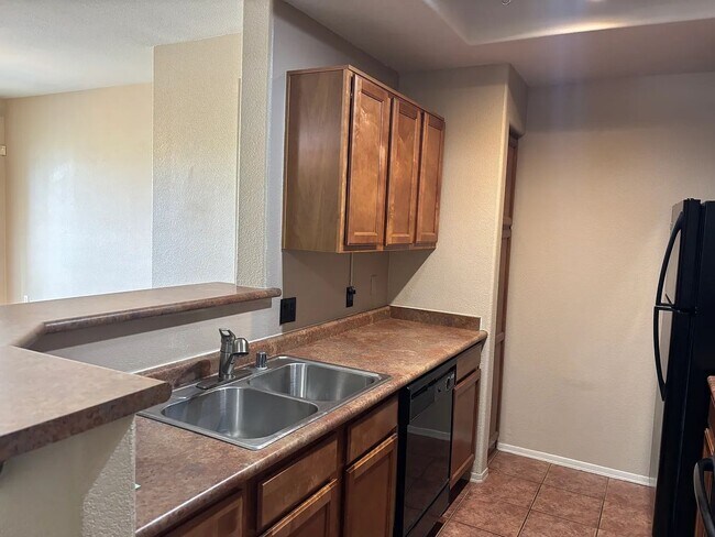 Foto del edificio - Elevated Views, 1bd, 1bth Condo