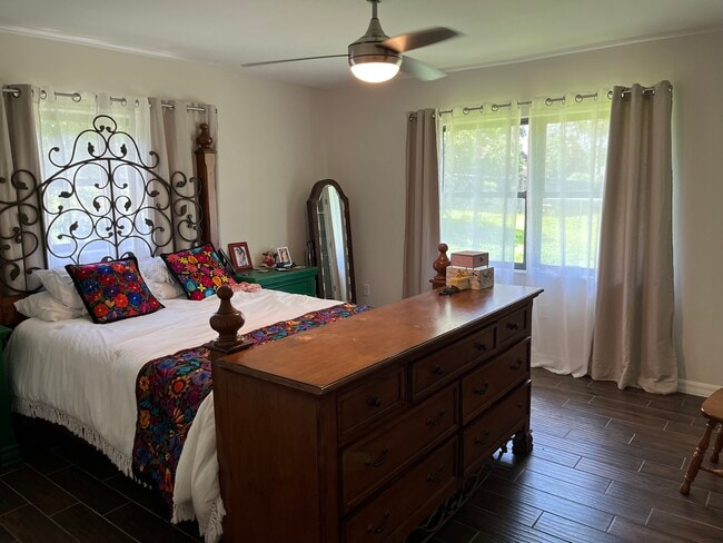 Foto del edificio - 2224 Magnolia Ave