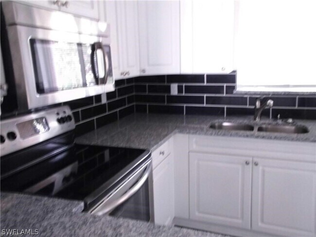 Building Photo - 4154 Castilla Circle