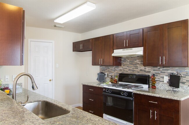 Foto del edificio - 14202 Ballfour Park Ln