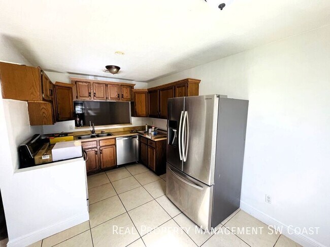 Foto del edificio - 7493 Pebble Beach Rd