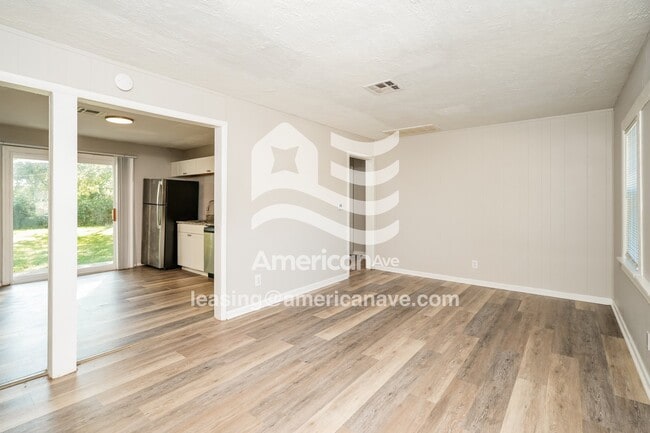 Building Photo - 1533 N Delaware Pl