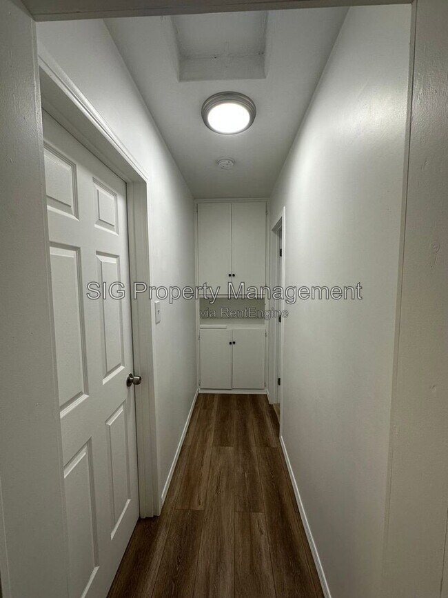 Foto del edificio - 13226 Maclay St