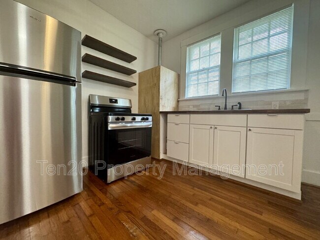 Foto del edificio - 1219 Owsley Ave