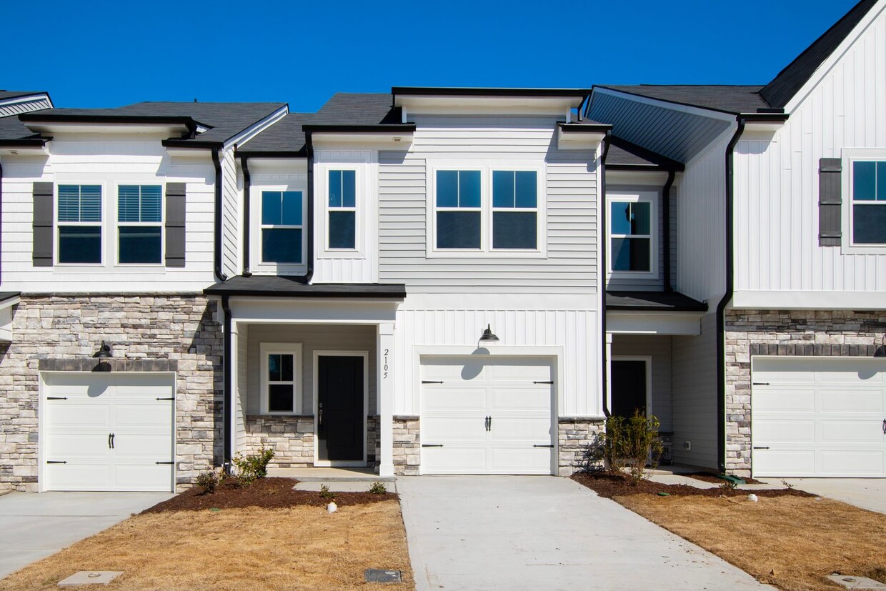 Primary Photo - Luxurious 3-Bedroom Townhome Living in the...