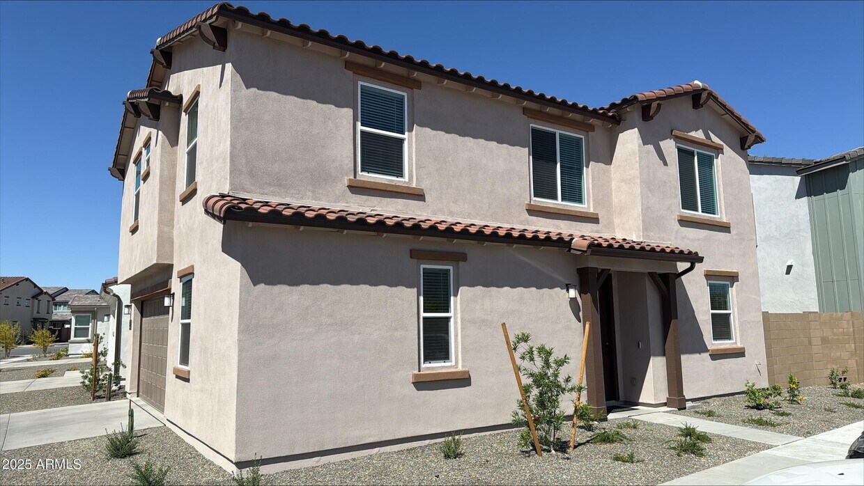 Foto principal - 2550 W North Foothills Dr