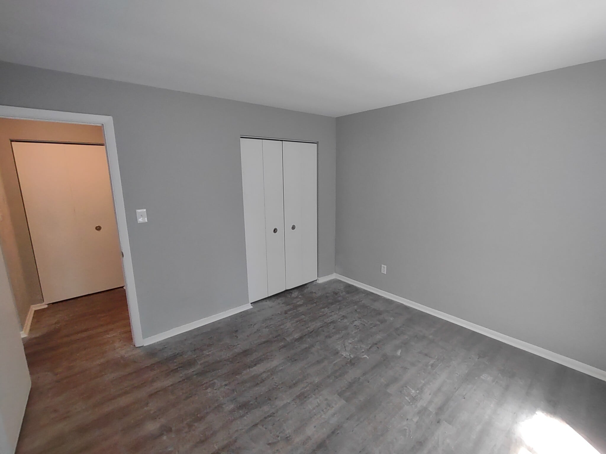 Creekside Apartments – photo 5