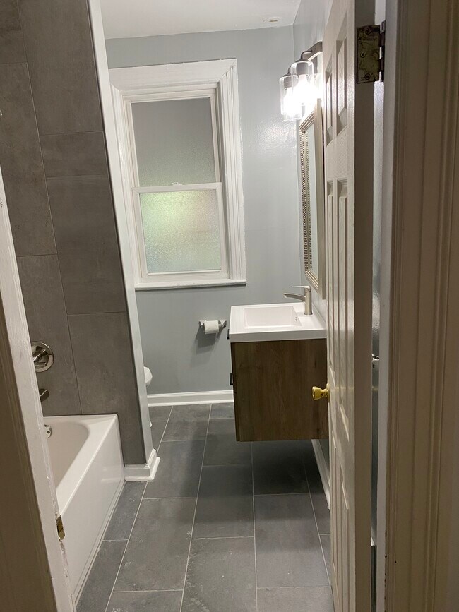 Main bathroom on second floor - 615 Lexington Pl NE