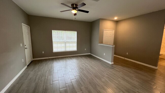 Foto del edificio - Brand New 3BR/2BA Gem - Your Dream Home Aw...