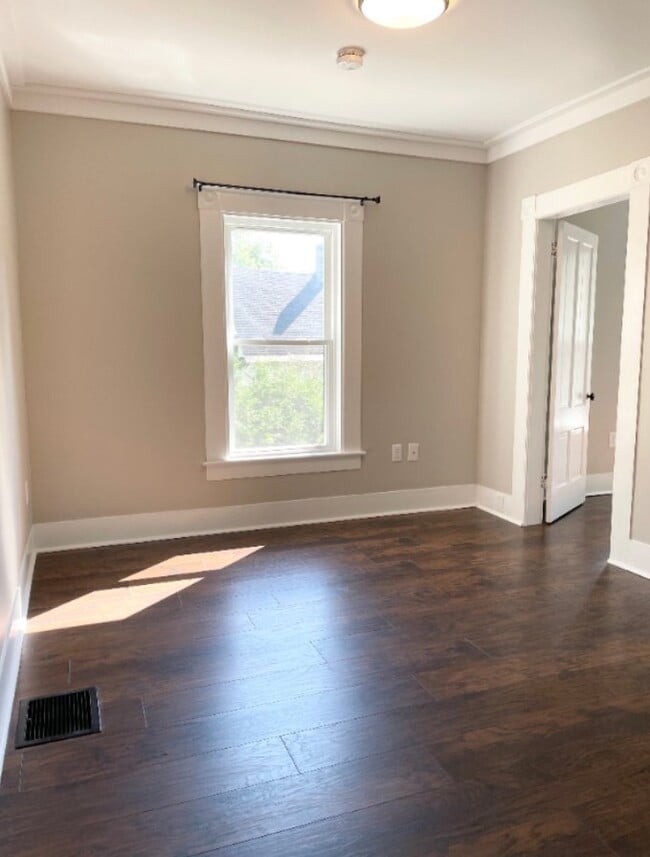 Building Photo - 81 Glover Rd