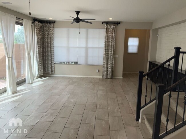 Foto del edificio - 9430 S 34th Ln