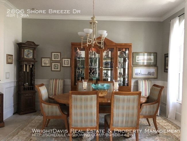 Foto del edificio - 2806 Shore Breeze Dr