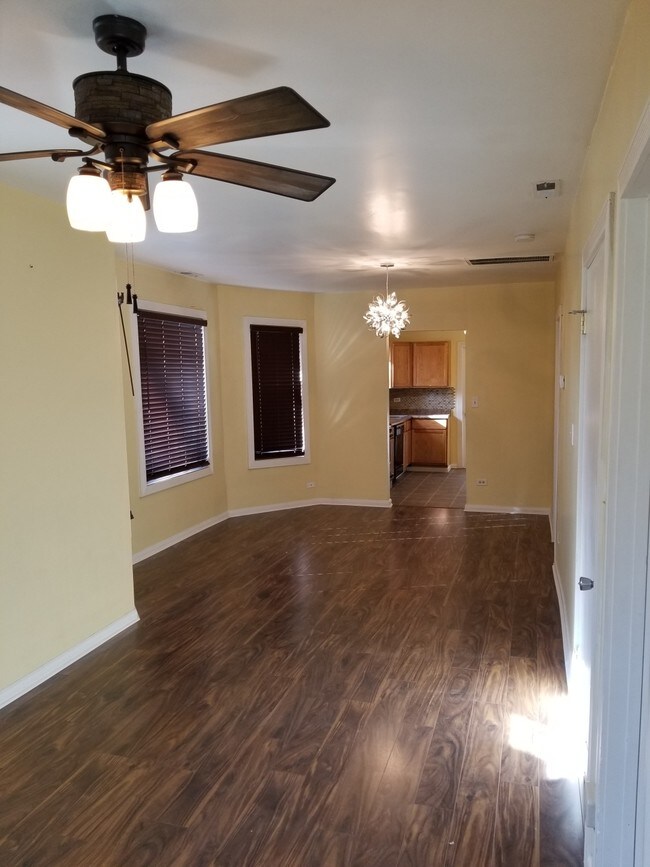 Building Photo - 13730 S LEYDEN Ave