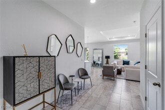 Building Photo - 2013 Inglewood Cir