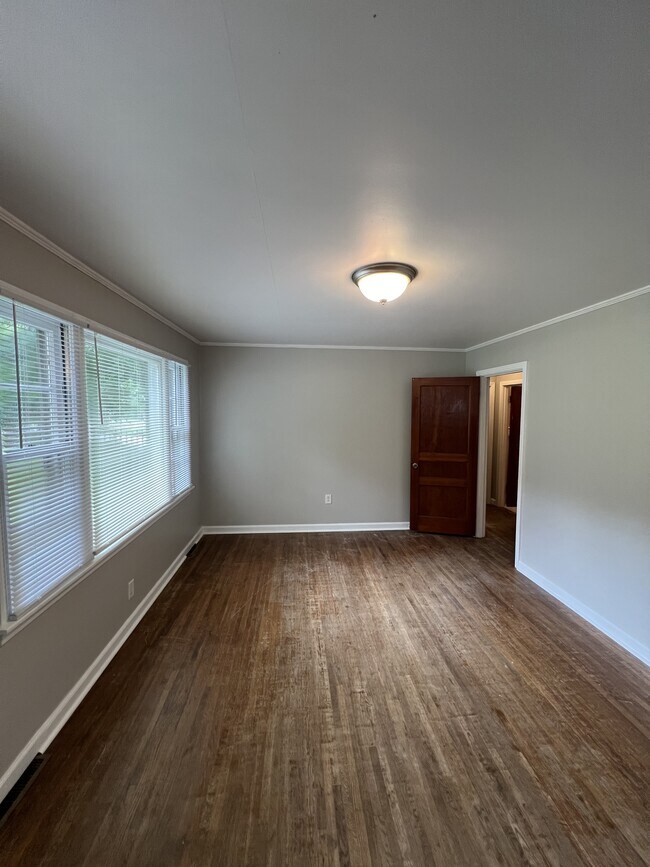 Foto del edificio - 206 Greenview Dr