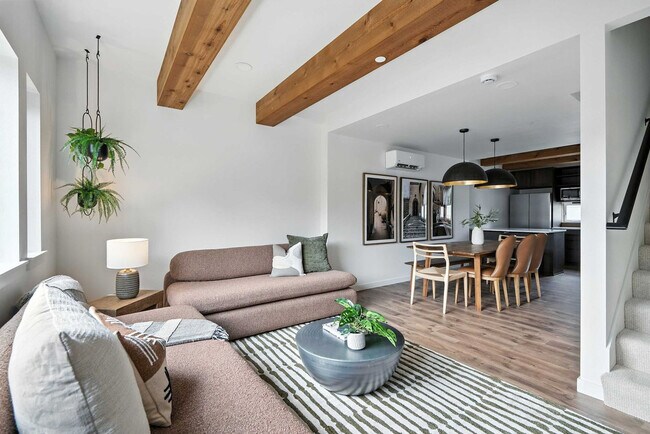 Foto del edificio - 925 NE 23rd Ave