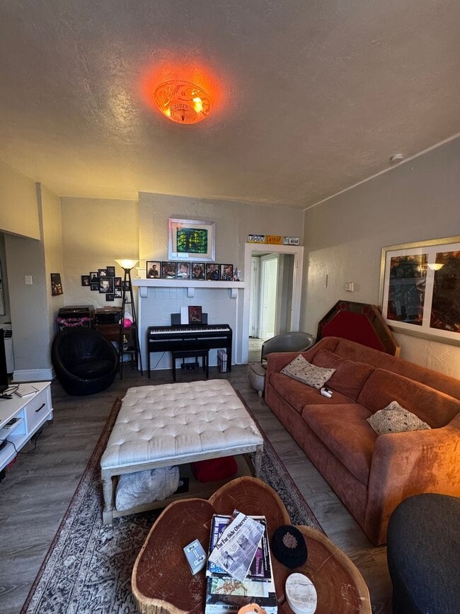 Photo - 4103 Allequippa St Apartment