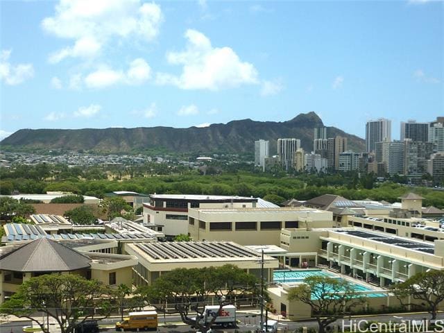 Building Photo - 2439 Kapiolani Blvd