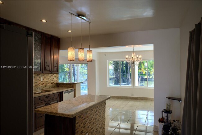 Foto del edificio - 301 SW 5th St