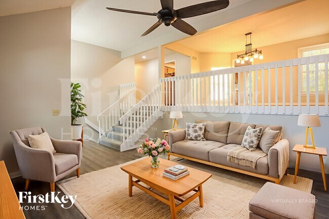 Foto del edificio - 15102 W 131st St