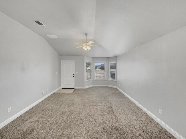 Building Photo - Fabulous 3/2/2 home Frenship - large yard