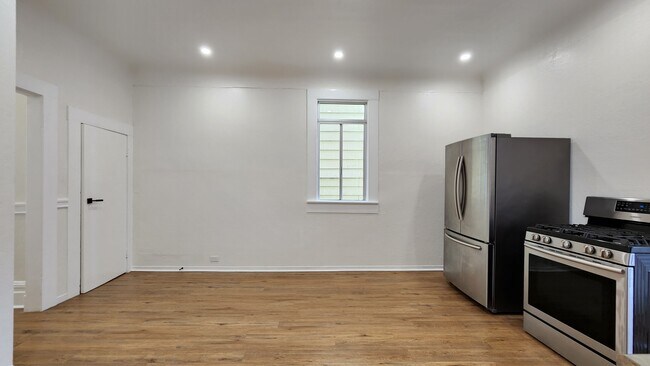 Foto del edificio - 275 Brighton Ave