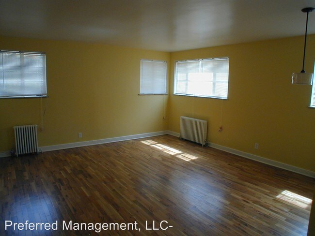 Foto del edificio - 912-914 Country Club Ave