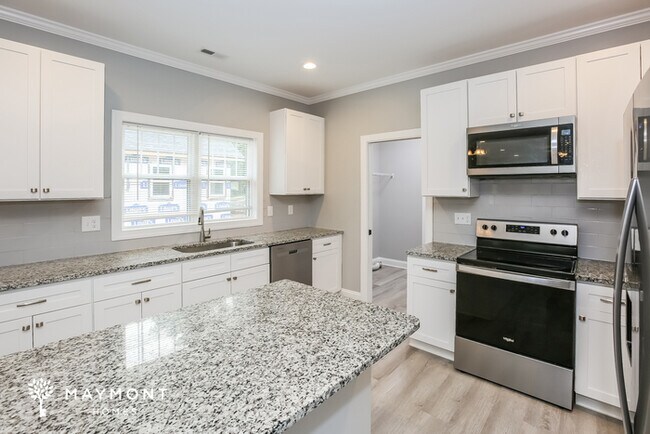 Foto del edificio - 3 Bedroom Craftsman-Style Home