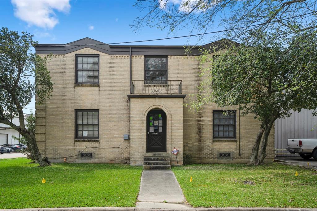2027 Kipling St Unit 4, Houston, TX 77098 Room for Rent in Houston