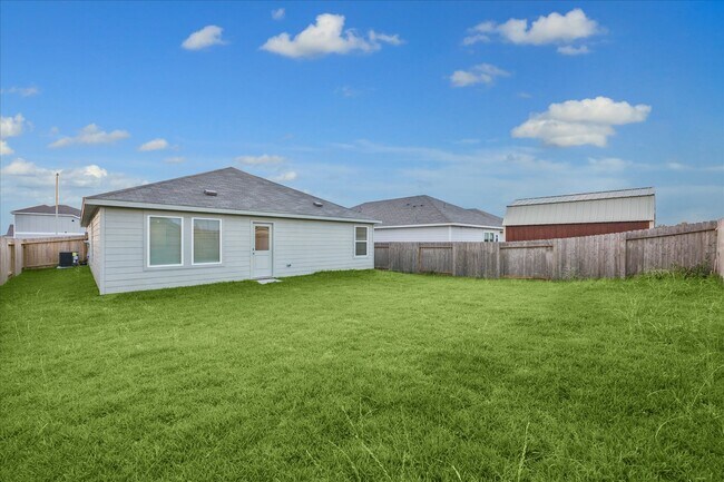 Foto del edificio - 337 Grayson Baw Ln