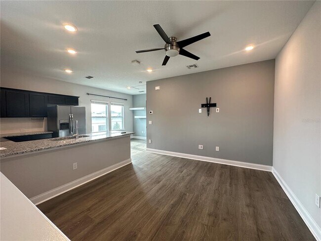 Foto del edificio - 14685 Englert Alley