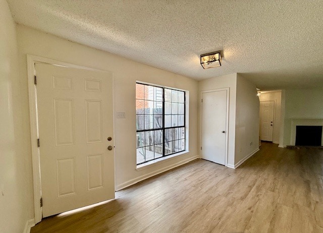 Building Photo - 1532 Sharlo Ave