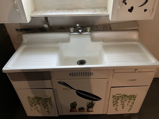 Foto del edificio - 4004 E 147th St