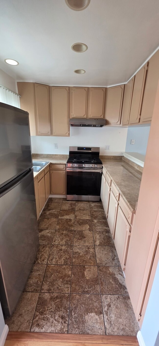Photo - 125 Olive St Apartment