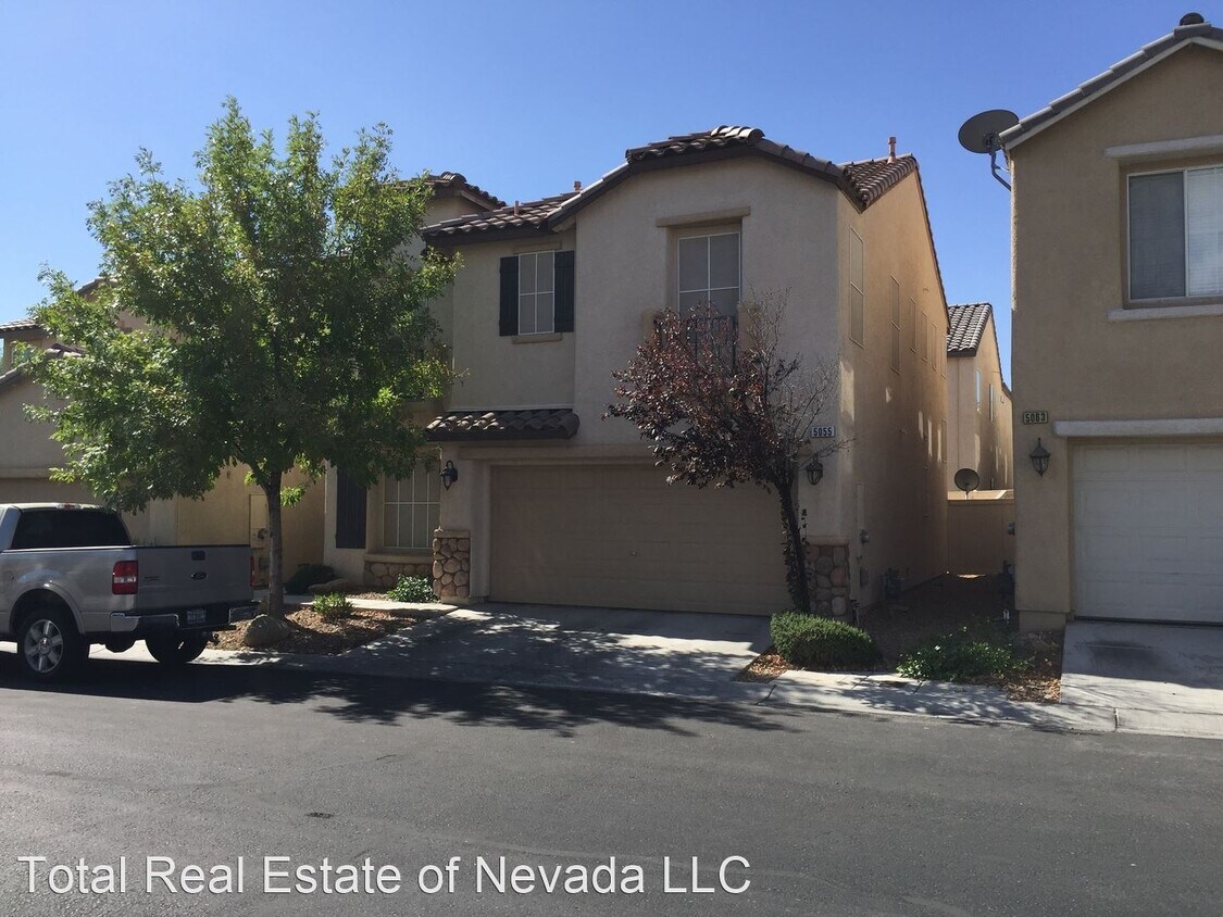 Foto principal - 3 br, 2.5 bath House - 5055 Dodge Ridge Av