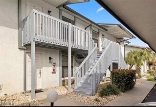 Building Photo - 1521 SW 47th Terrace