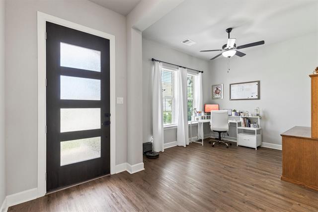 Foto del edificio - 3817 Stonewood Dr