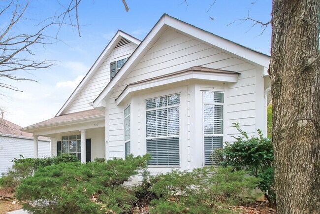 Foto del edificio - 537 Anglewood Trace