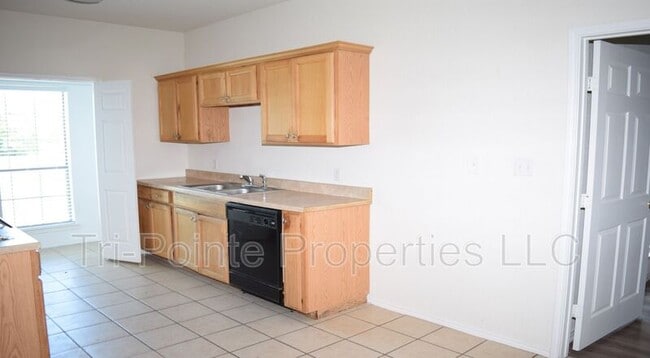Building Photo - 126 Collett Ct