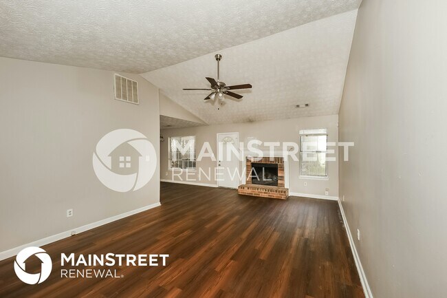 Foto del edificio - 9206 Fairway Ct