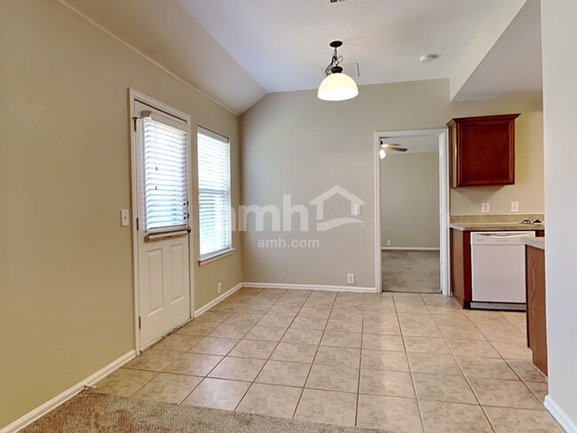 Foto del edificio - 714 Quail Hollow Dr