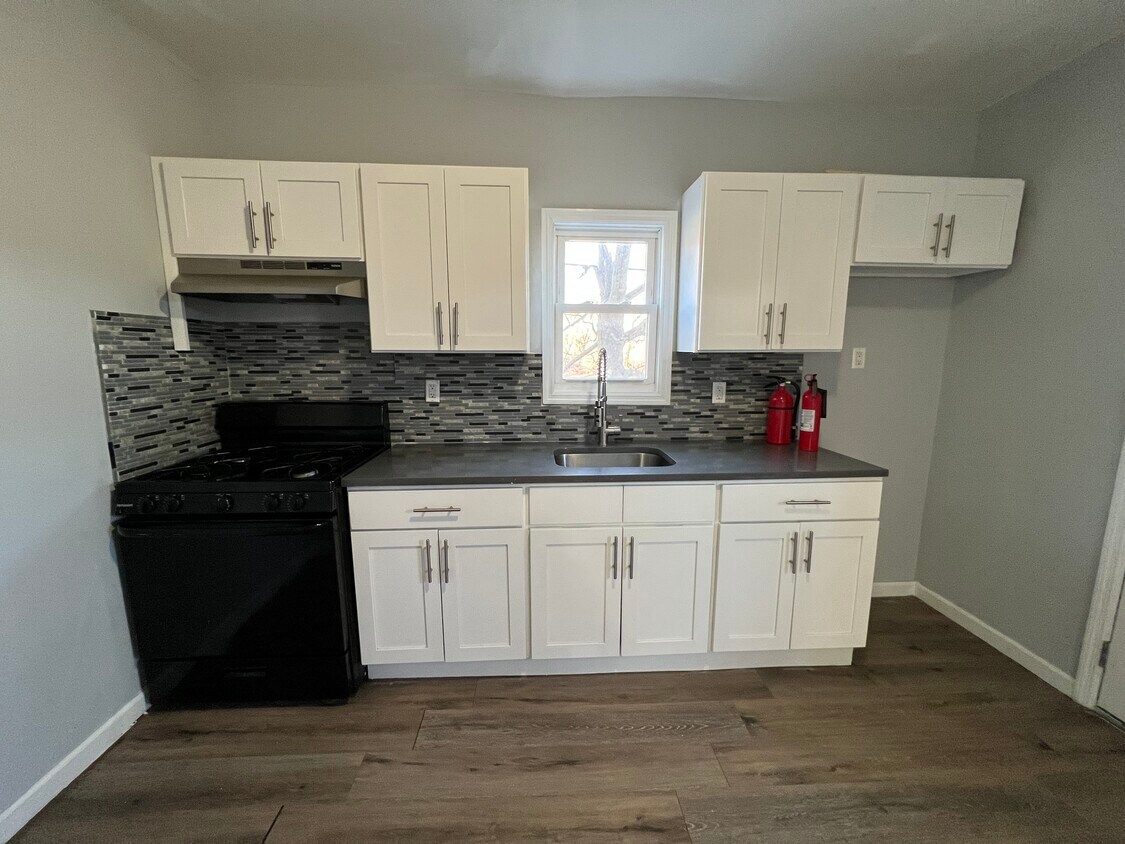 Foto principal - 362 Chadwick Ave