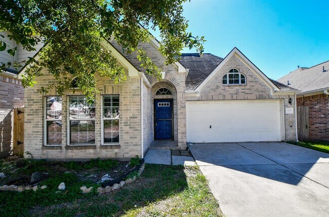 Building Photo - 13235 Vineyard Falls Dr